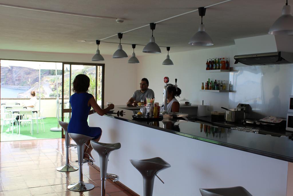 Cheerfulway Bravamar Hotel Ribeira Brava Exteriör bild