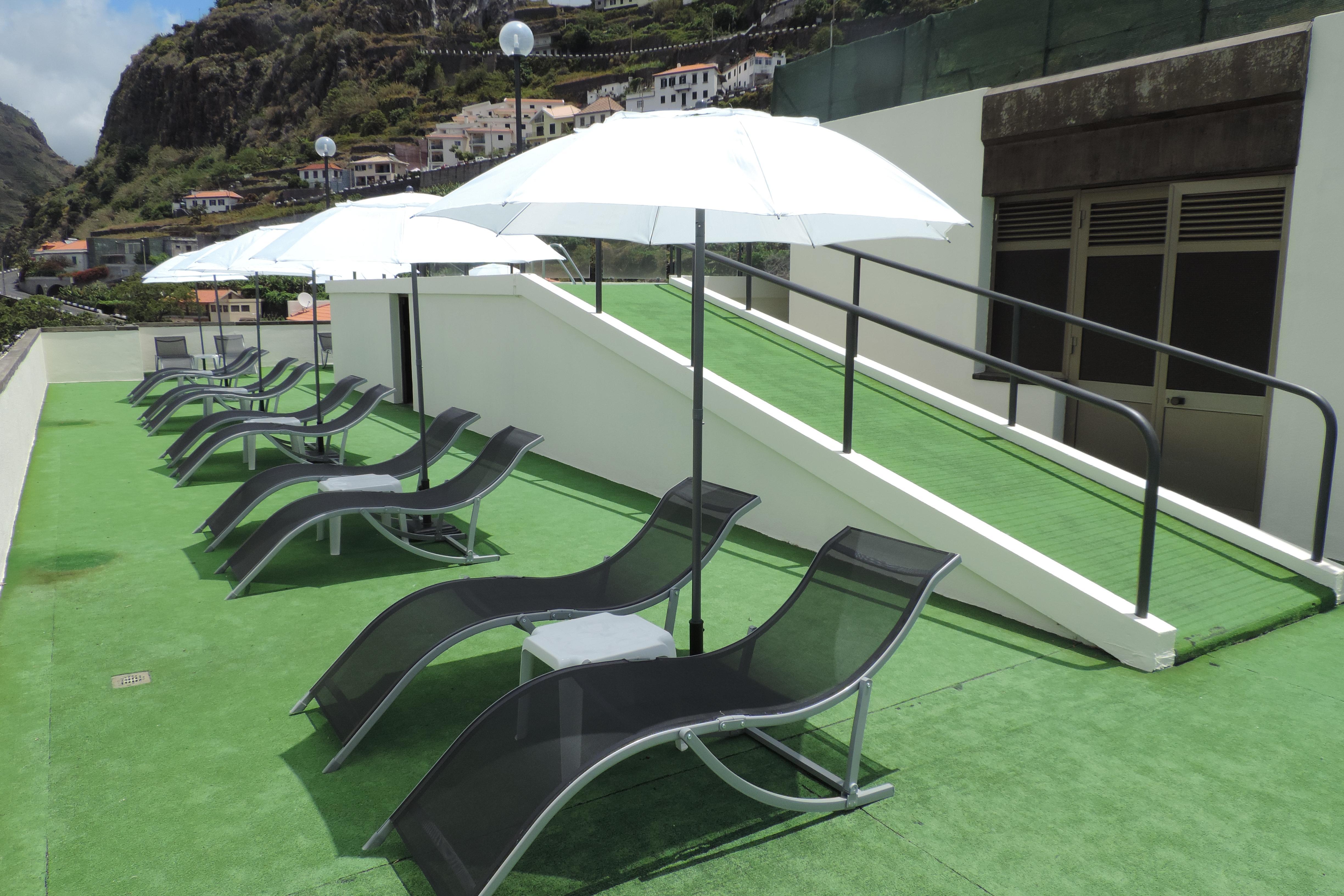 Cheerfulway Bravamar Hotel Ribeira Brava Exteriör bild
