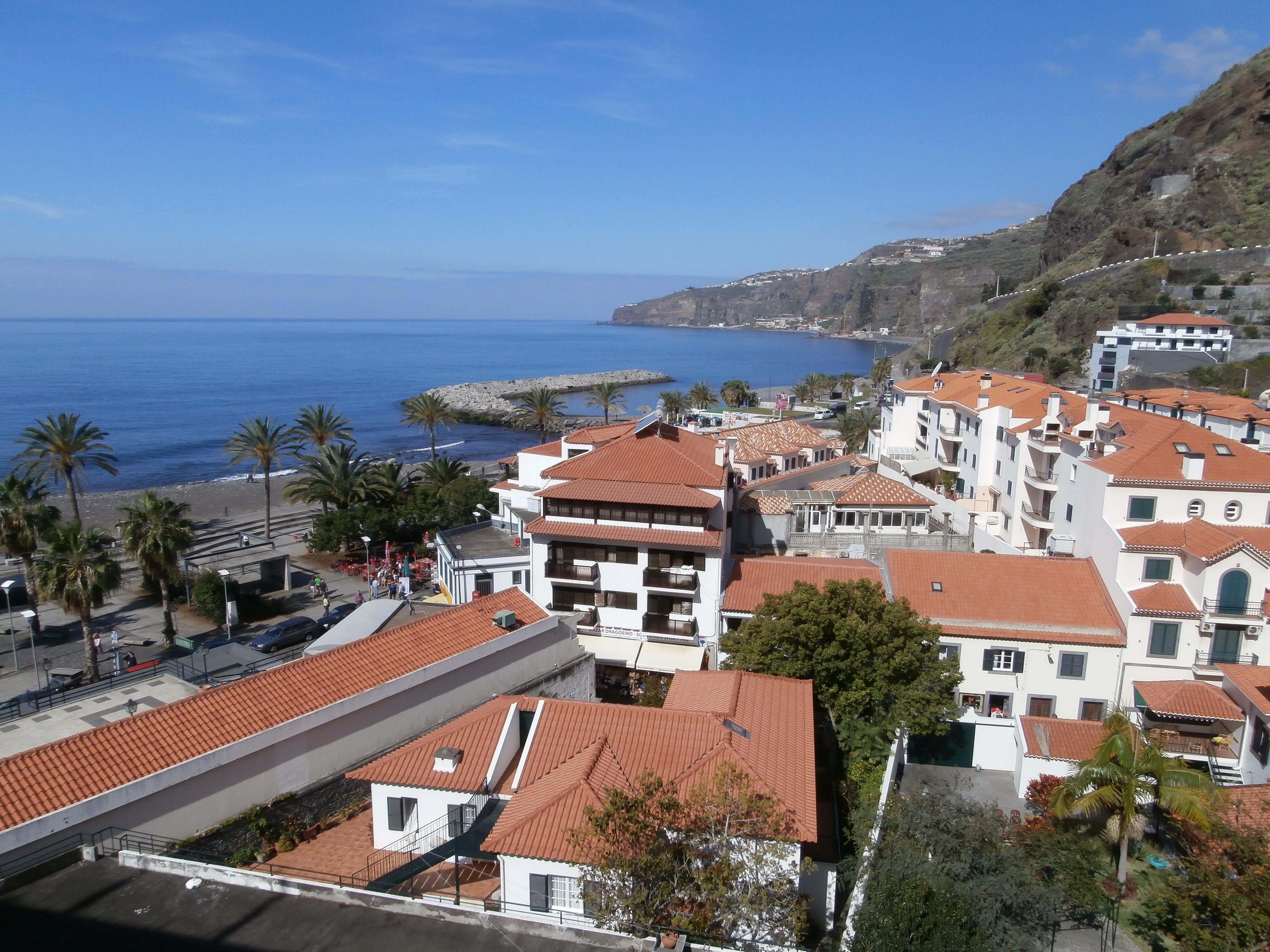 Cheerfulway Bravamar Hotel Ribeira Brava Exteriör bild