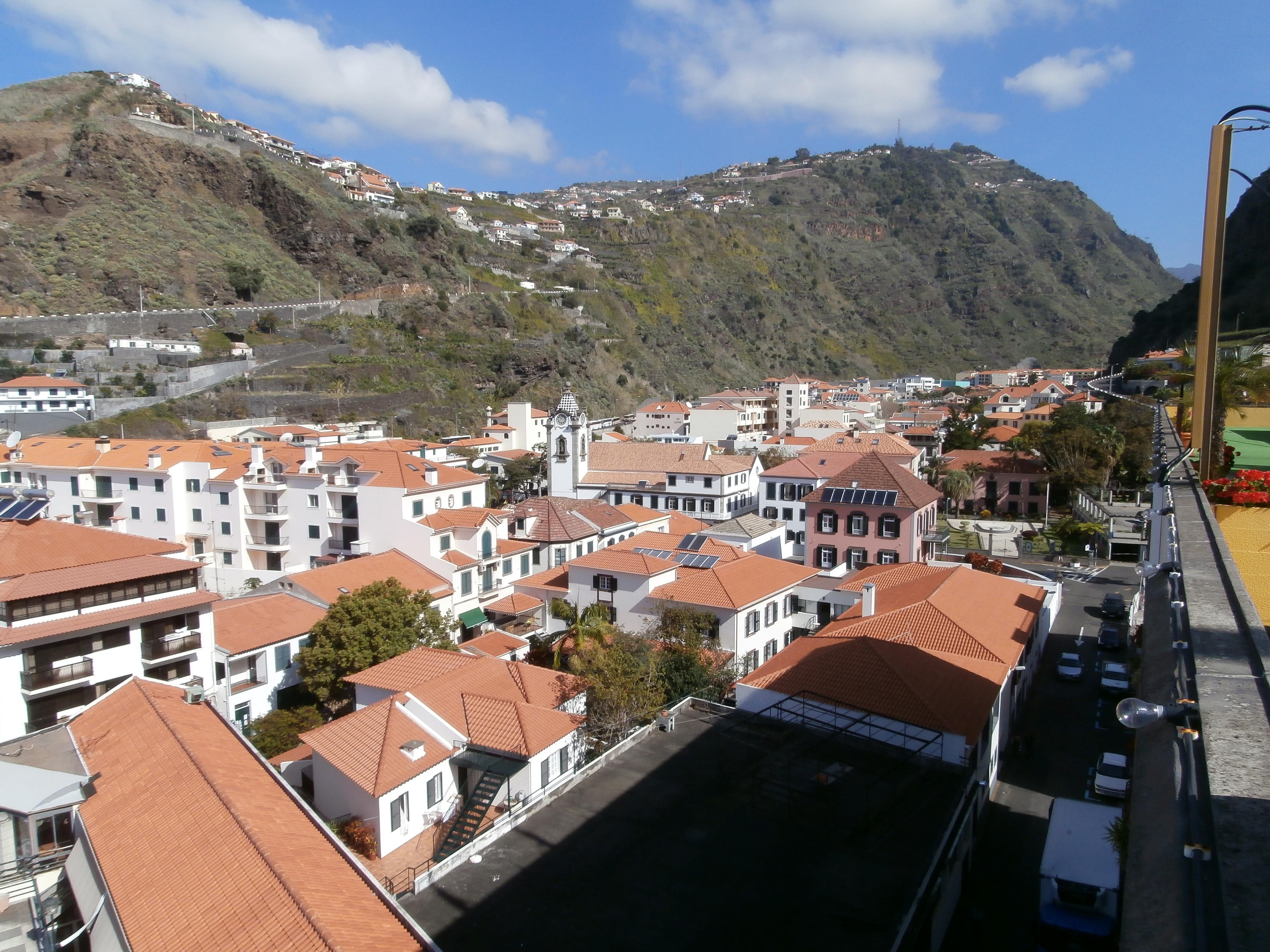 Cheerfulway Bravamar Hotel Ribeira Brava Exteriör bild