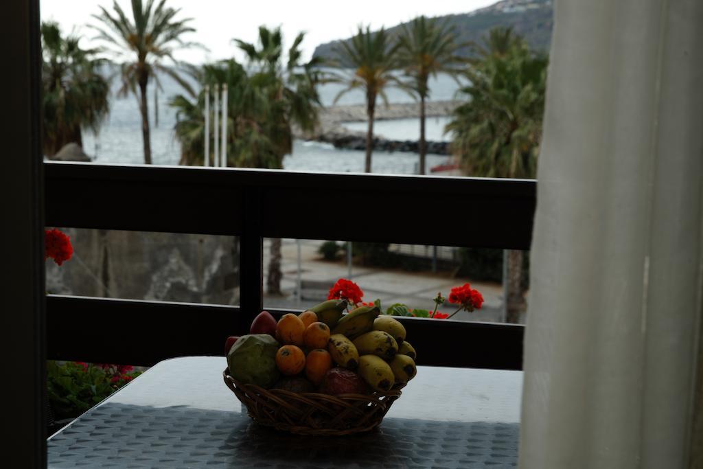 Cheerfulway Bravamar Hotel Ribeira Brava Exteriör bild