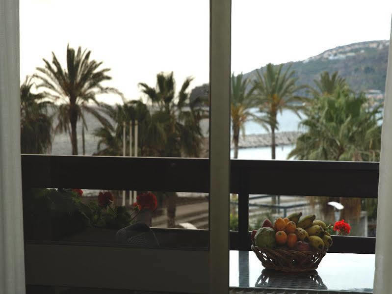 Cheerfulway Bravamar Hotel Ribeira Brava Exteriör bild