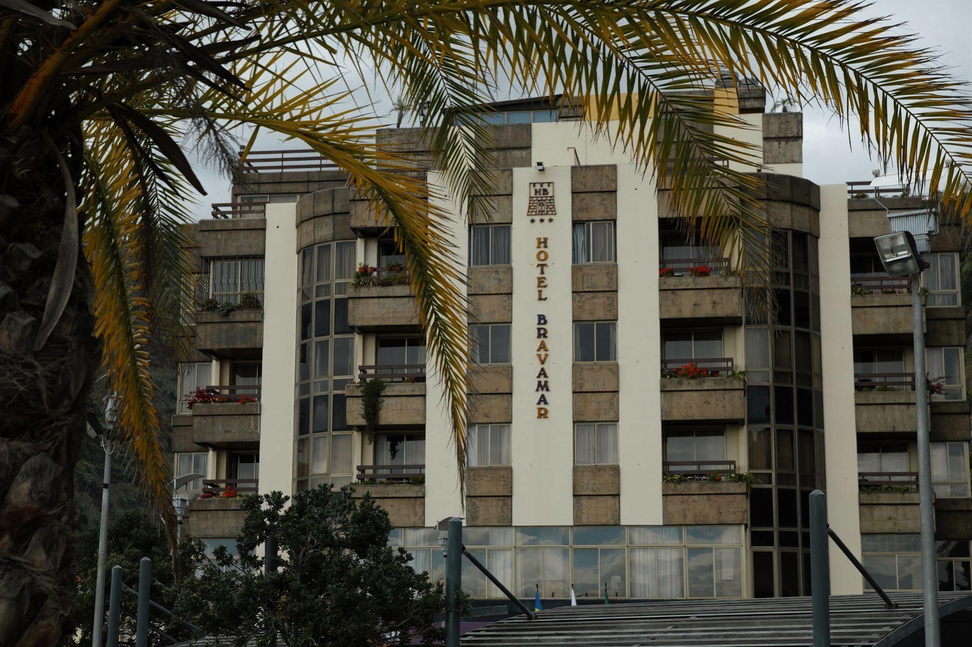 Cheerfulway Bravamar Hotel Ribeira Brava Exteriör bild